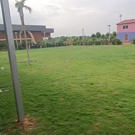 Kcr Resorts & Convention Maisaram Buitenkant foto
