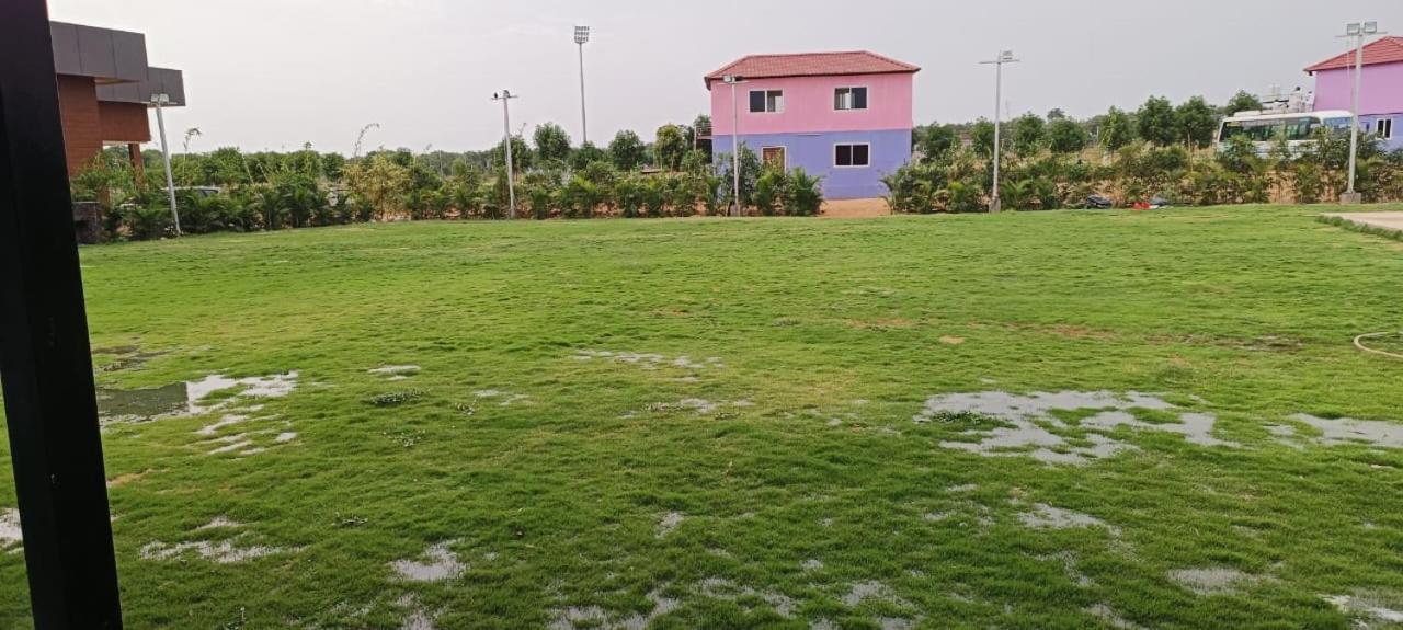 Kcr Resorts & Convention Maisaram Buitenkant foto